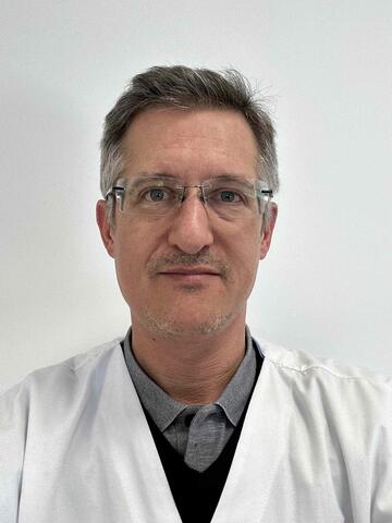 Professeur eric thouvenot